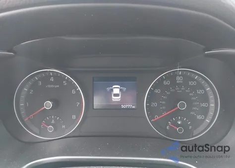 2021 Kia Forte Lxs z USA, uszkodzony, nr VIN 3KPF24AD9ME388601